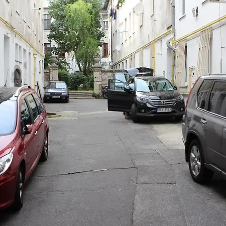 Leo Obchodna - Family * Bratislava