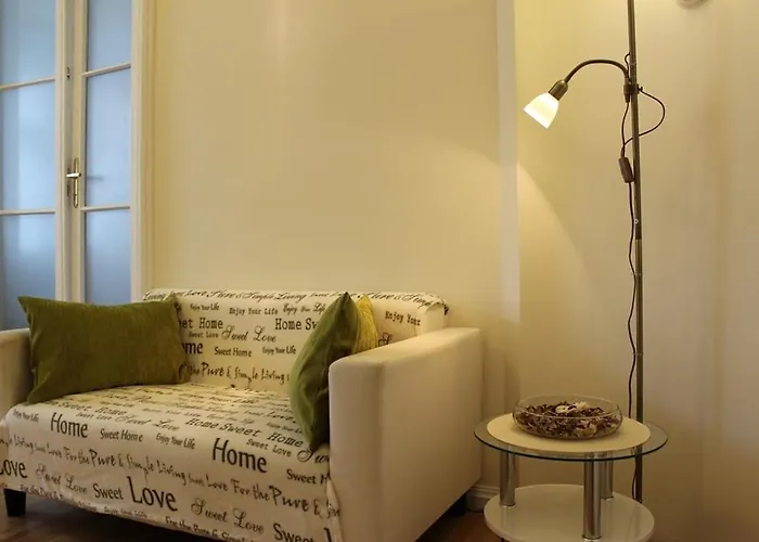 Leo Obchodna - Family דירה *