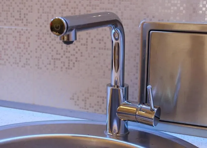 Leo Obchodna - Family * ברטיסלאבה