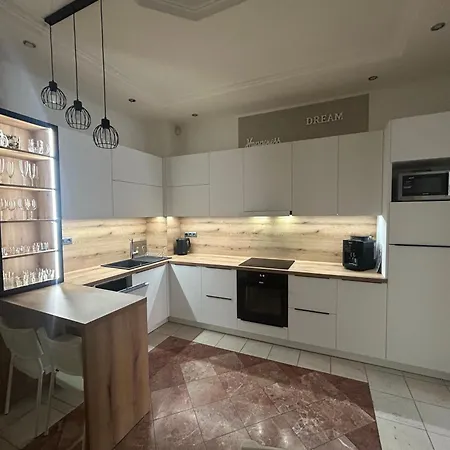 Leo Obchodna - Family Appartement *